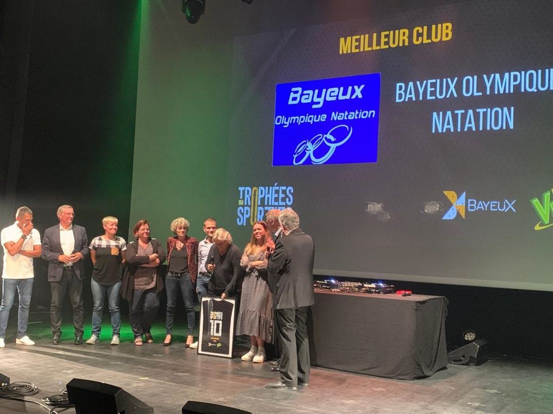 Le Bayeux Olympique Natation s'est vu remettre le trophée du club de la saison.