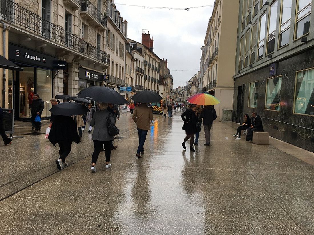 Le temps était bien pluvieux en cette fin de semaine à Dijon 