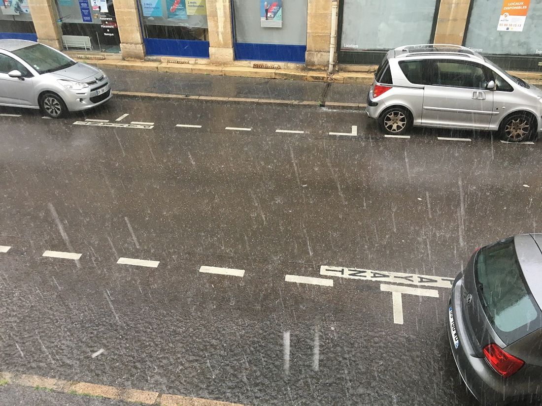 La pluie est tombée en abondance ce mercredi après-midi sur Dijon et sur une partie de la Côte d'Or
