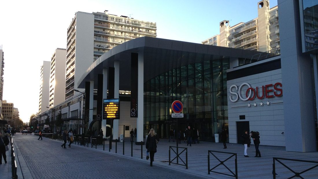 COVID : le pass sanitaire rejeté dans les centres commerciaux des Hauts-de-Seine