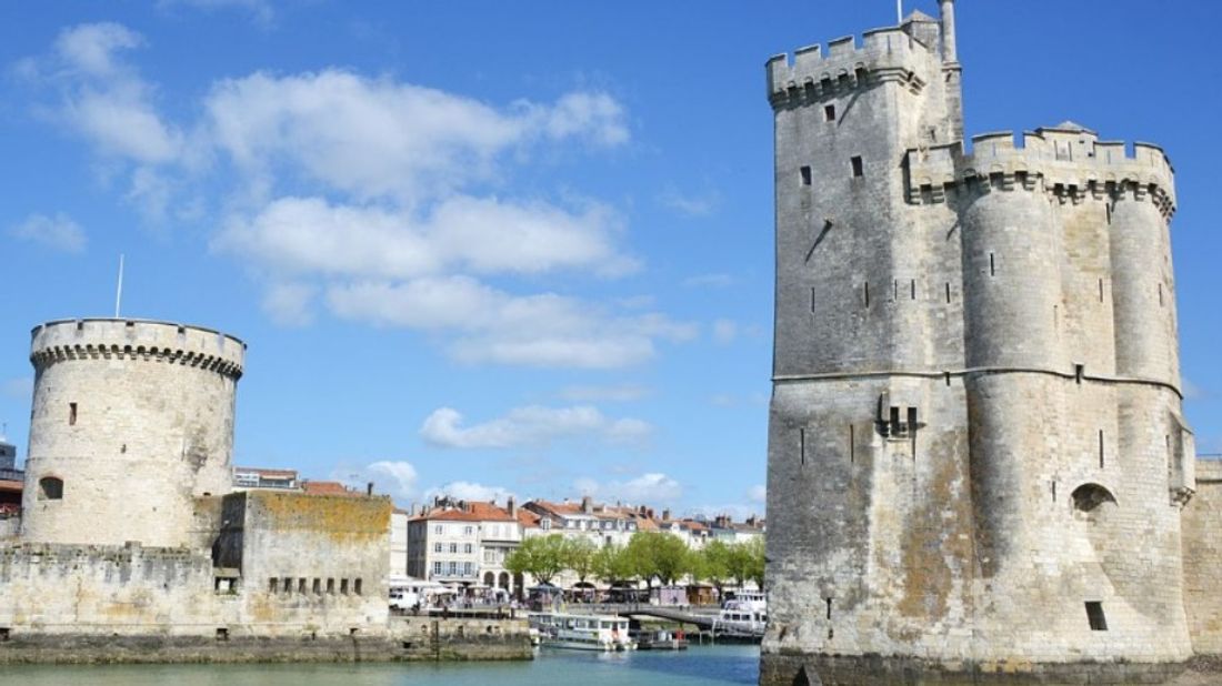 Les deux tours de La Rochelle font partie des trésors patrimoniaux de la Charente-Maritime.