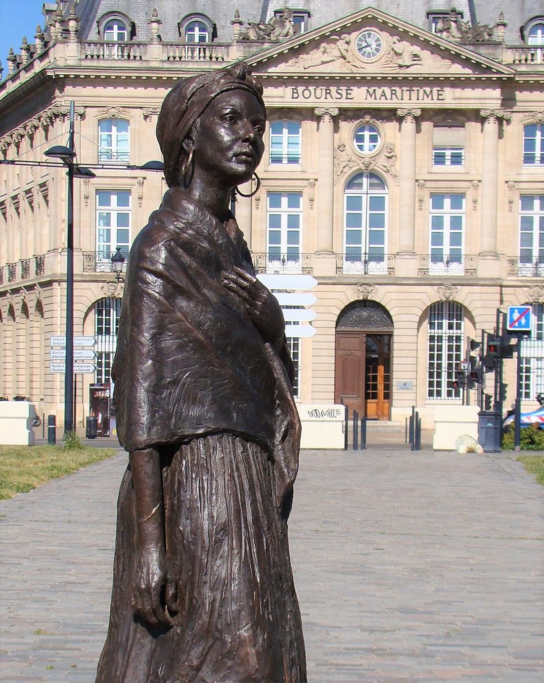statue bordeaux