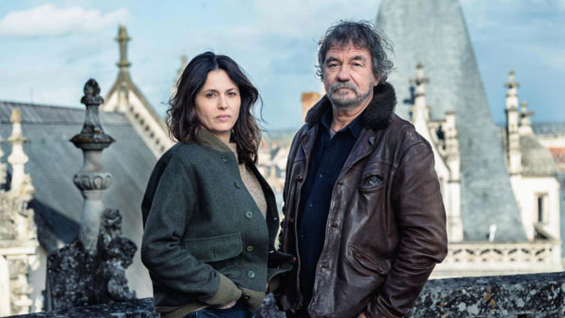 Anne Charrier et Olivier Marchal enquêtent sur un meurtre à Blois.