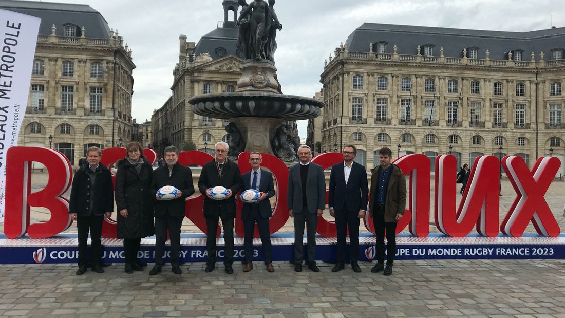 Lancement du totem spécial Coupe du monde de rugby 2023 à Bordeaux