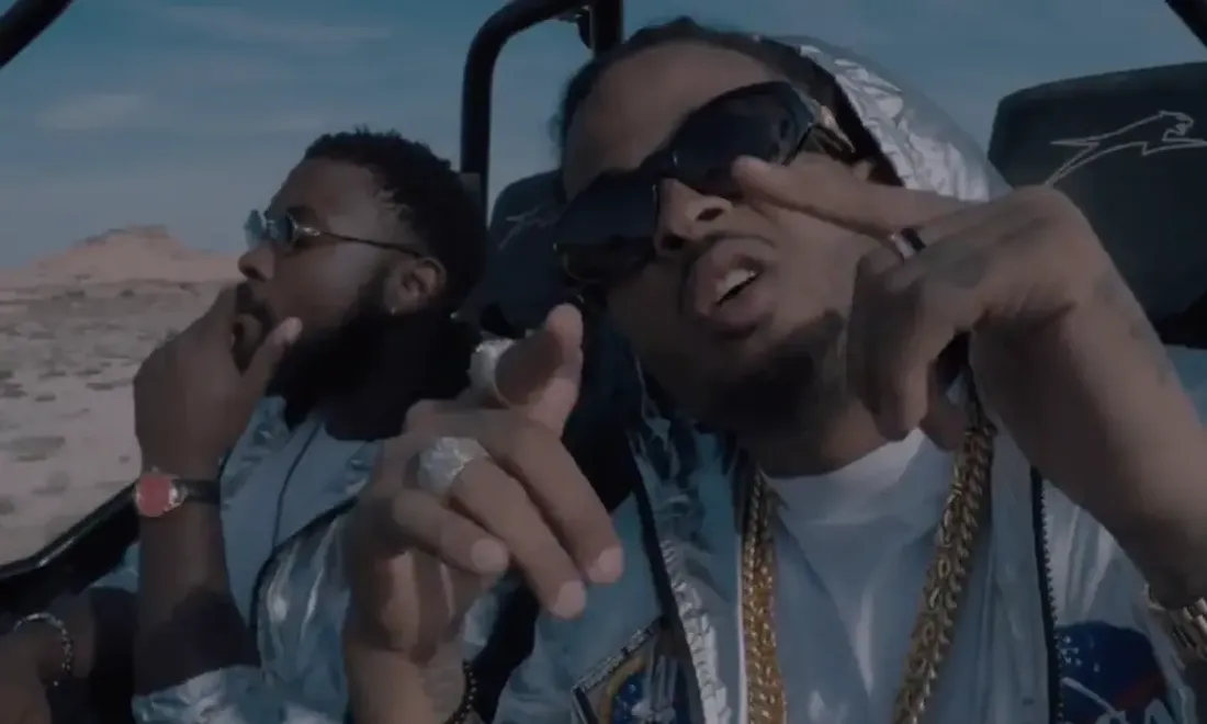 Kalash balance un numéro de téléphone pour écouter en exclusivité un extrait de son feat avec Damso