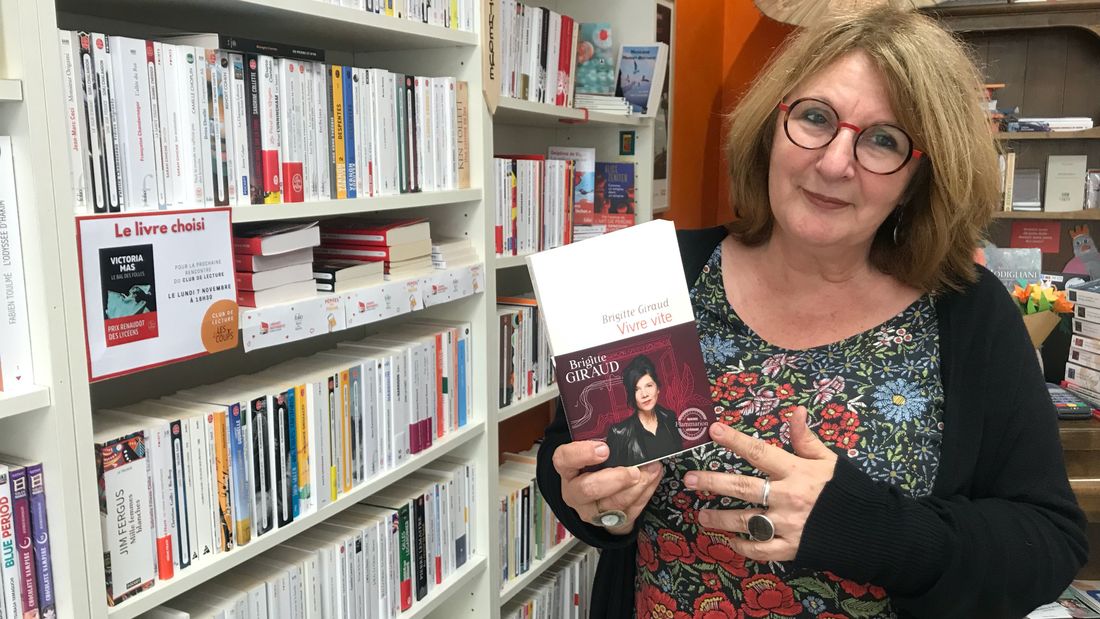 Isabelle Arnoult, gérante de la librairie "Les 400 coups" à Bordeaux