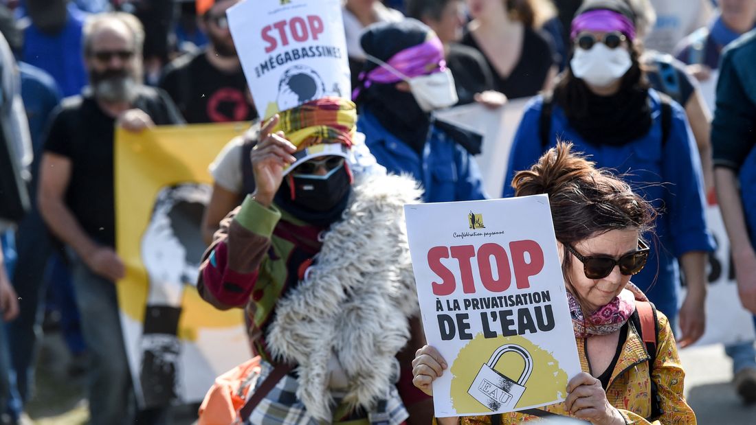 Une précédente mobilisation des anti-bassines en Deux-Sèvres.
