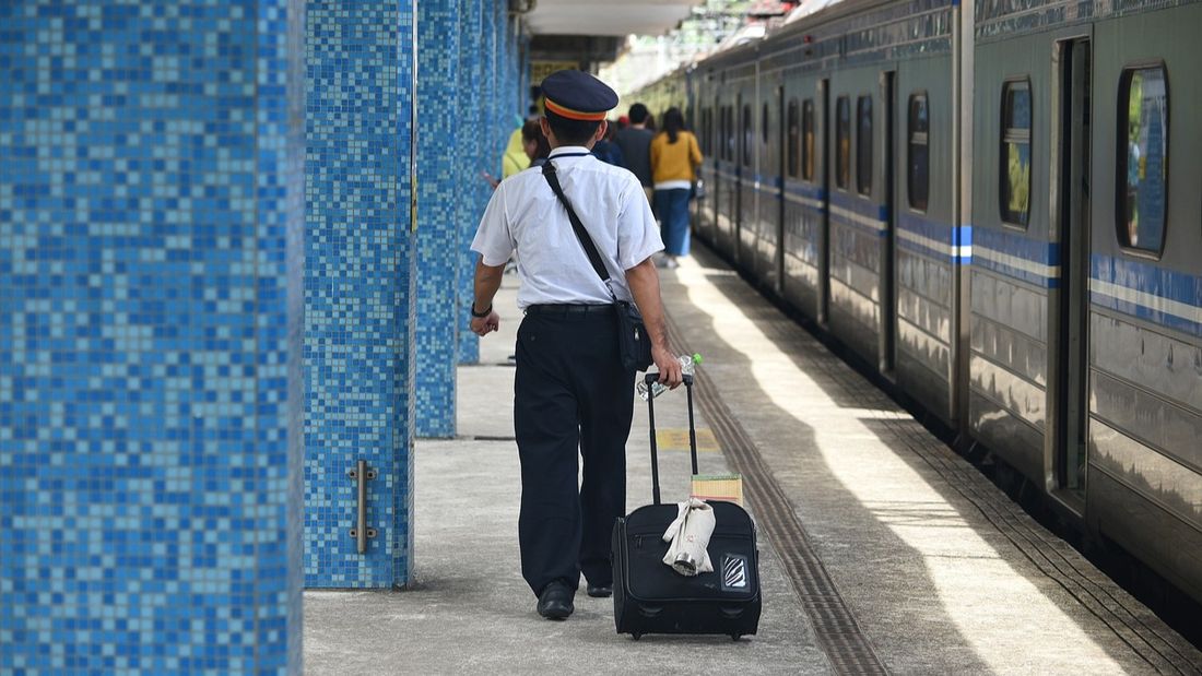 train chef de gare