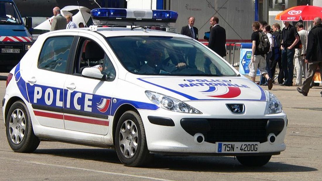 Seine-et-Marne : un lycéen poignardé devant son lycée, l’agresseur toujours en fuite
