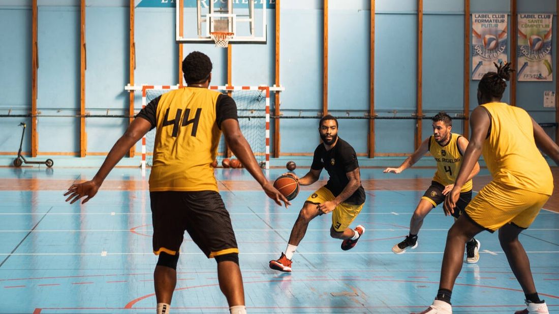 Le Stade Rochelais vise le maintien en Pro B.