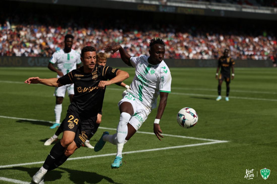 Les Verts, d'Ibrahima Wadji, s'inclinent 2-1 à Guingamp, ce samedi. 
