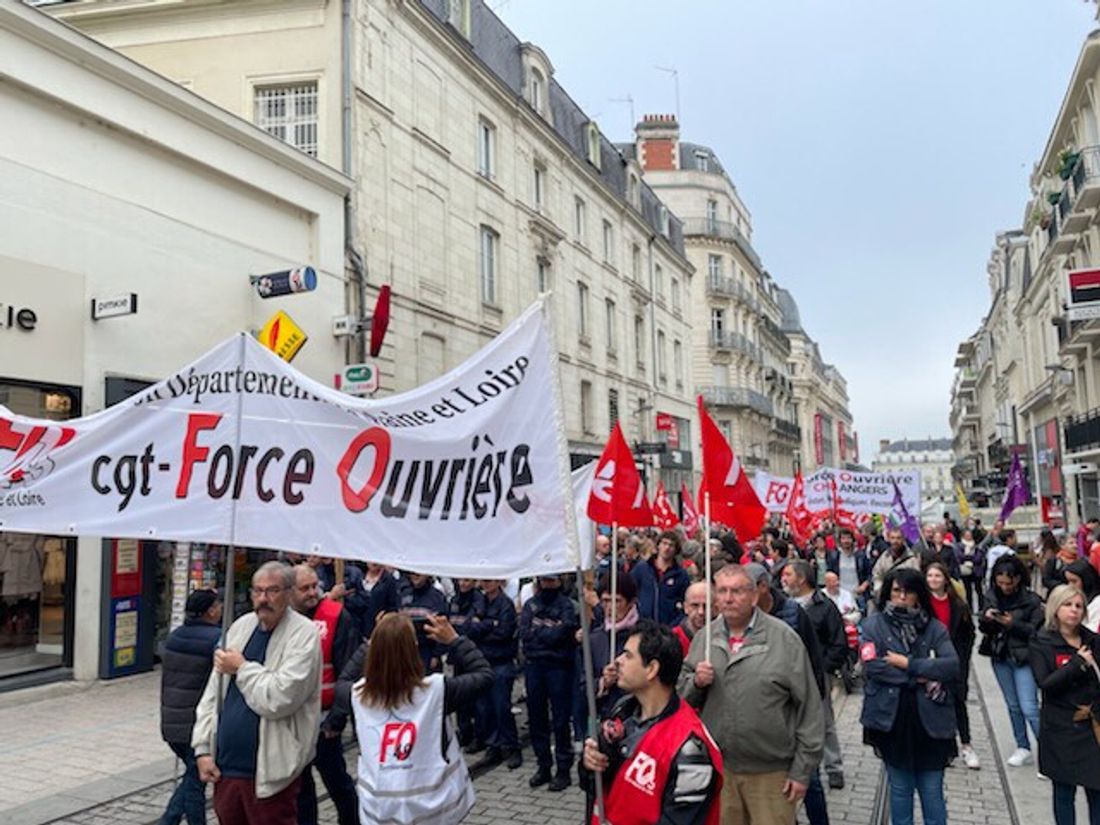 Manif Salaires Angers_18 10 22_DR
