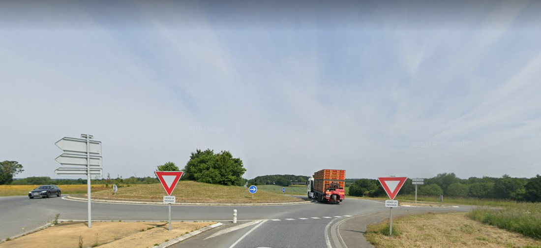 Travaux rond-point Riblay_04 10 22_Street View