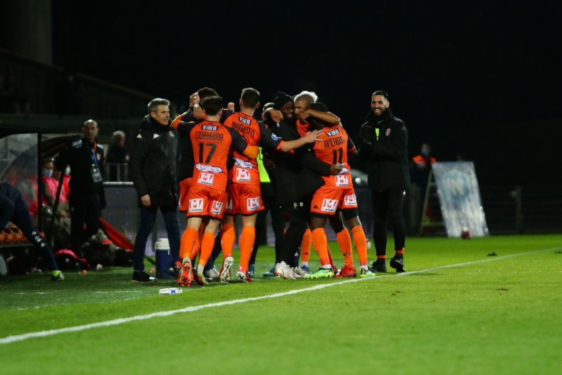 Le Stade lavallois a encore pris un peu plus de marge en tête du championnat.