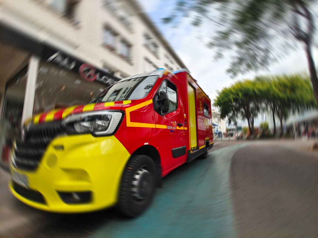 Une ambulance des pompiers, illustration