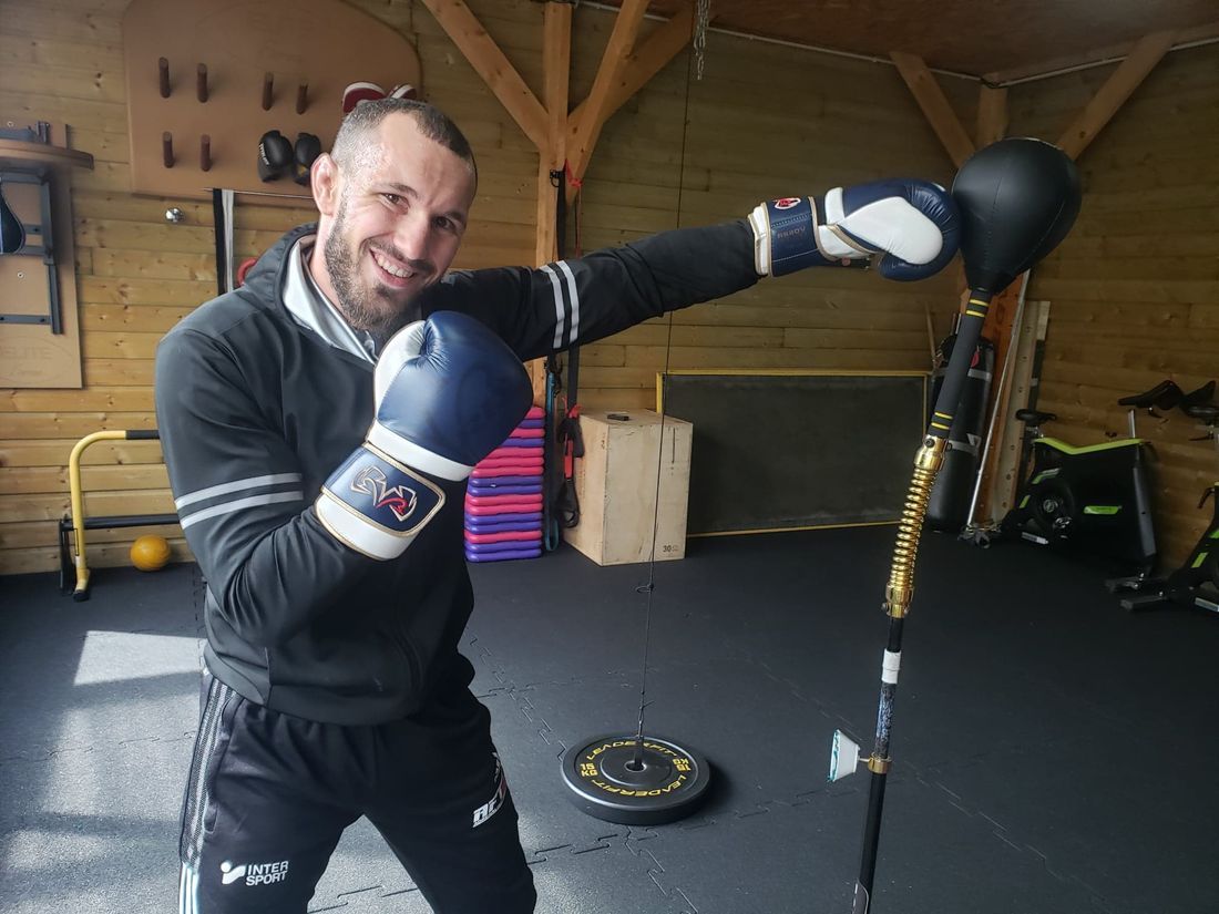 Le combattant de MMA Davy Gallon