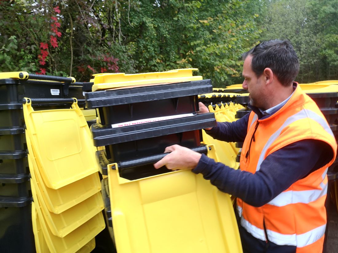 Les poubelles jaunes fleurissent partout sur l'Agglomération de Blois...