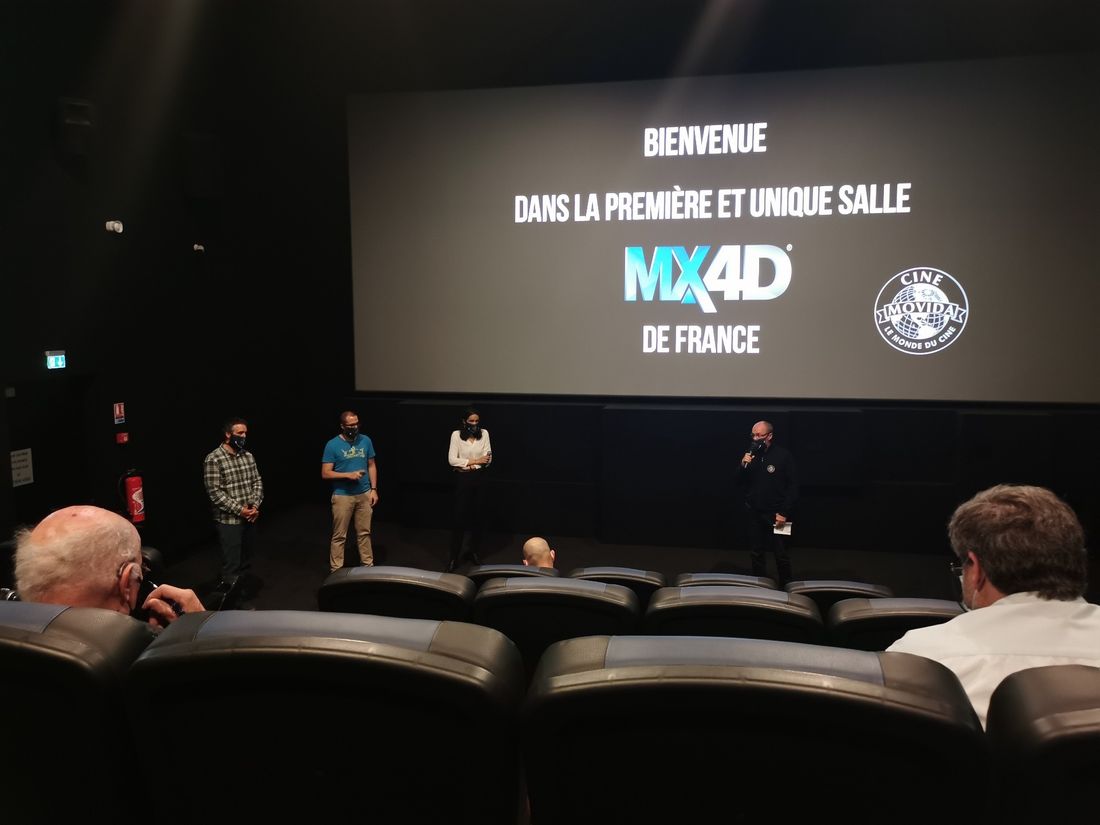 Inauguration de la salle MX4D