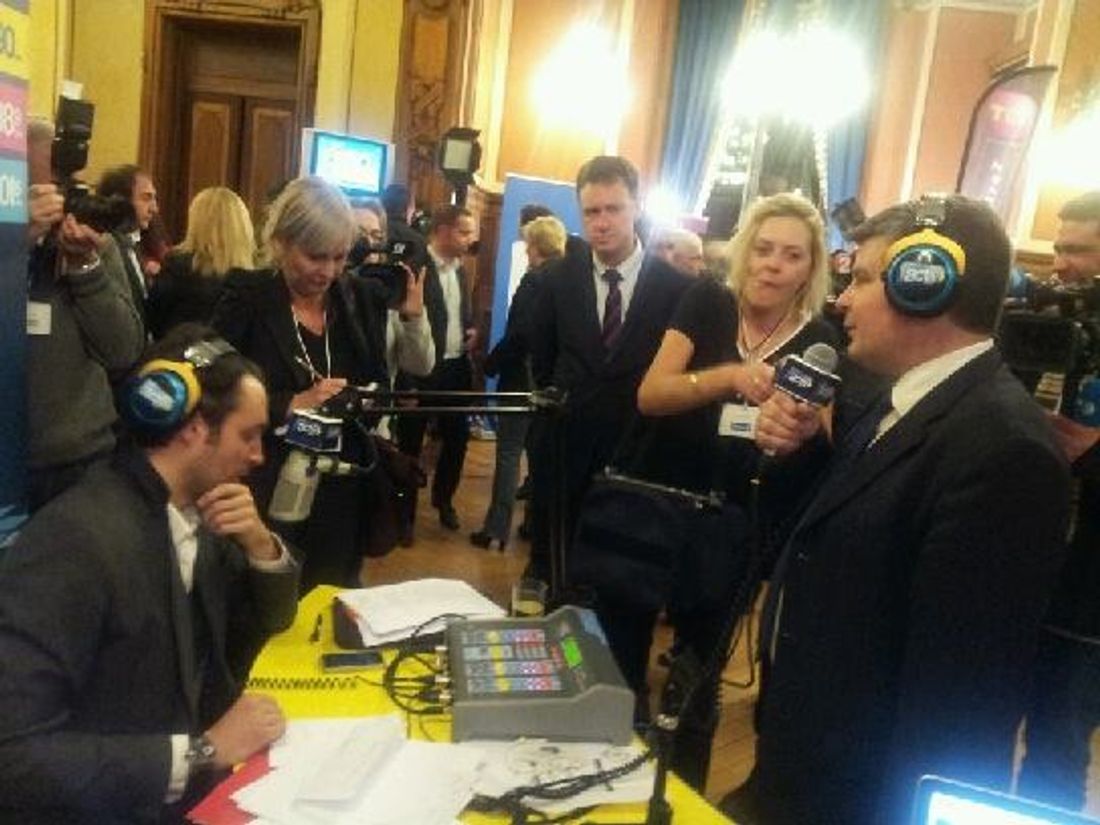 ACTIV RADIO