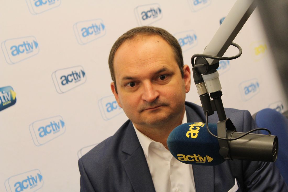 ACTIV RADIO