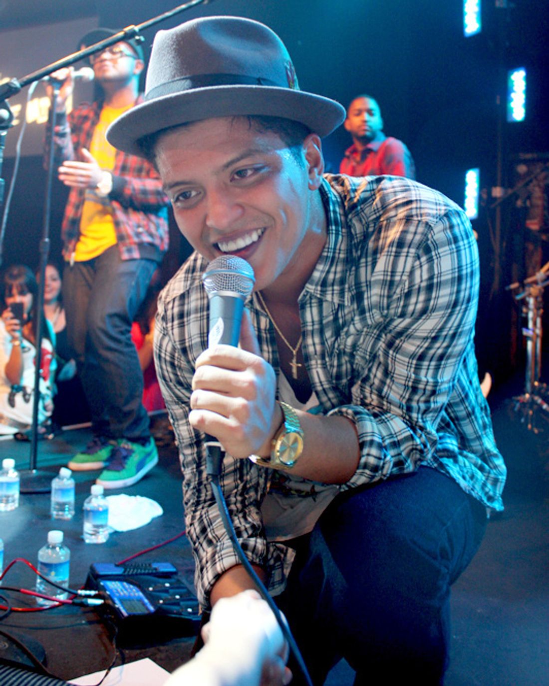 FLOR FM