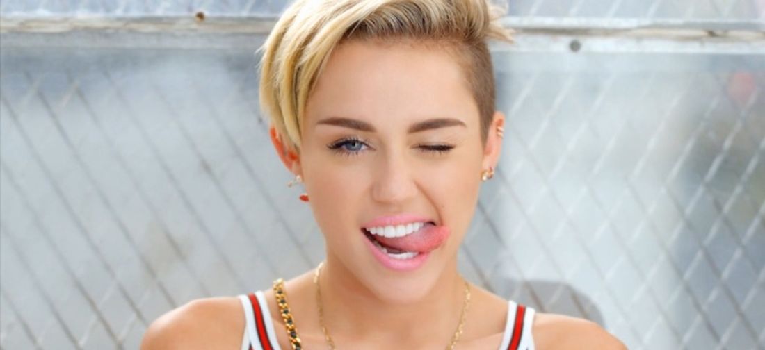 Miley Cyrus montre ses tétons sur Instagram et affole la toile (photos)