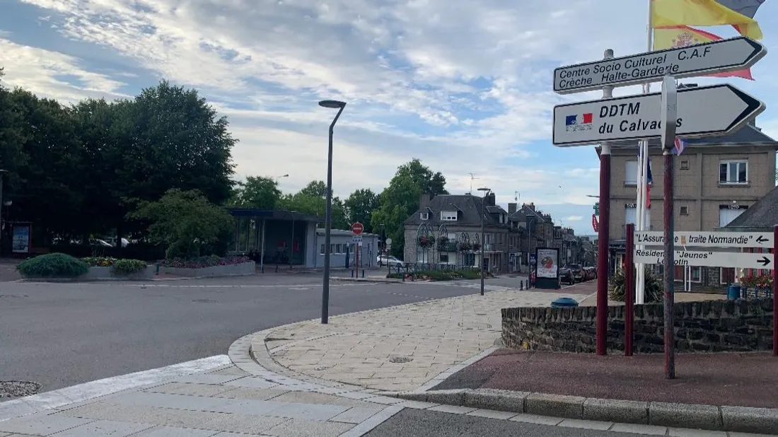 Deux gendarmes blessés par un individu en pleine nuit à Vire...