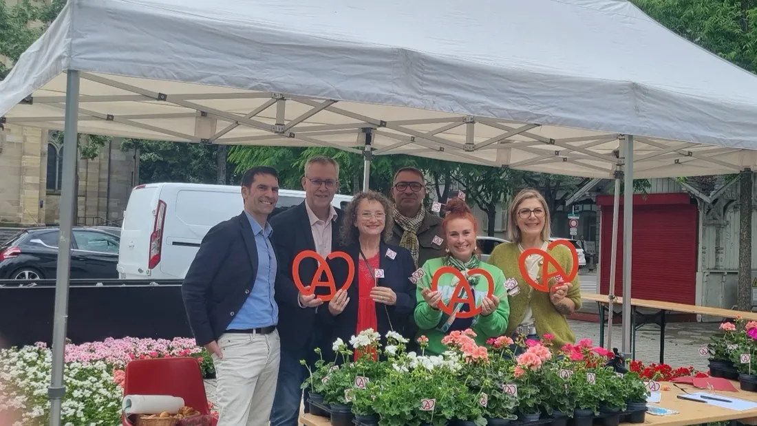 Des géraniums offerts aux mamans à Mulhouse