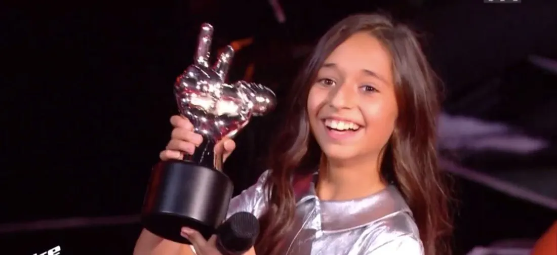 The Voice Kids : Rébecca remporte la finale de la saison 7 ! (Vidéo)