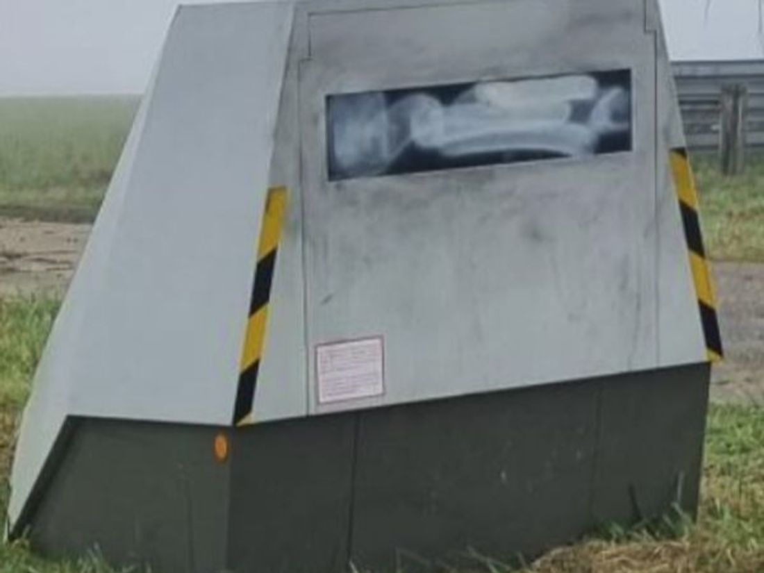 Dégradation d'un radar de chantier à Charbogne.