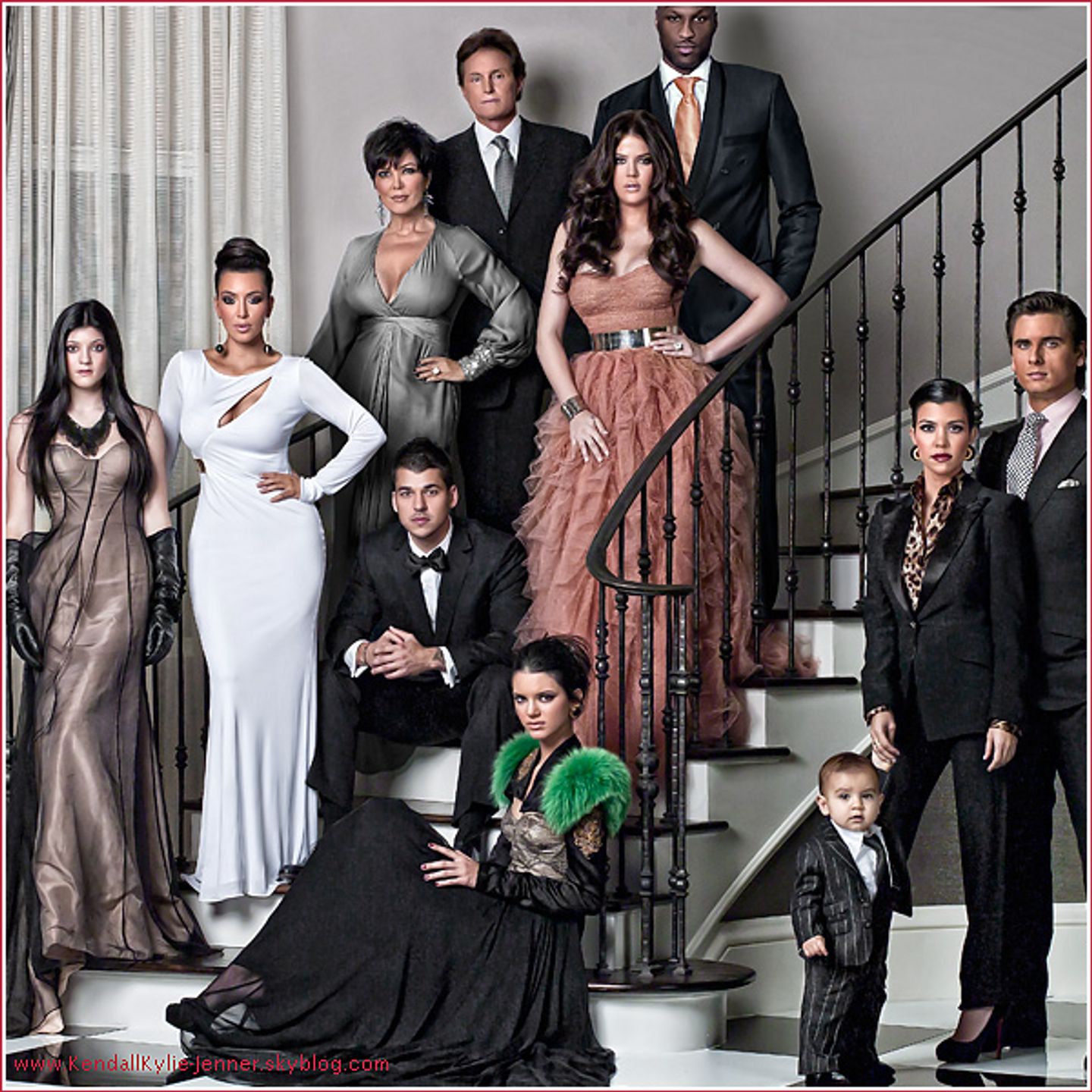 Comment La Famille Kardashian Est Devenu Riche