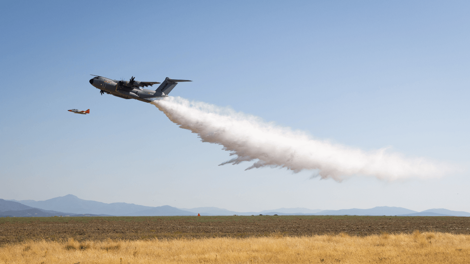 Airbus a testé un A400M comme bombardier d'eau