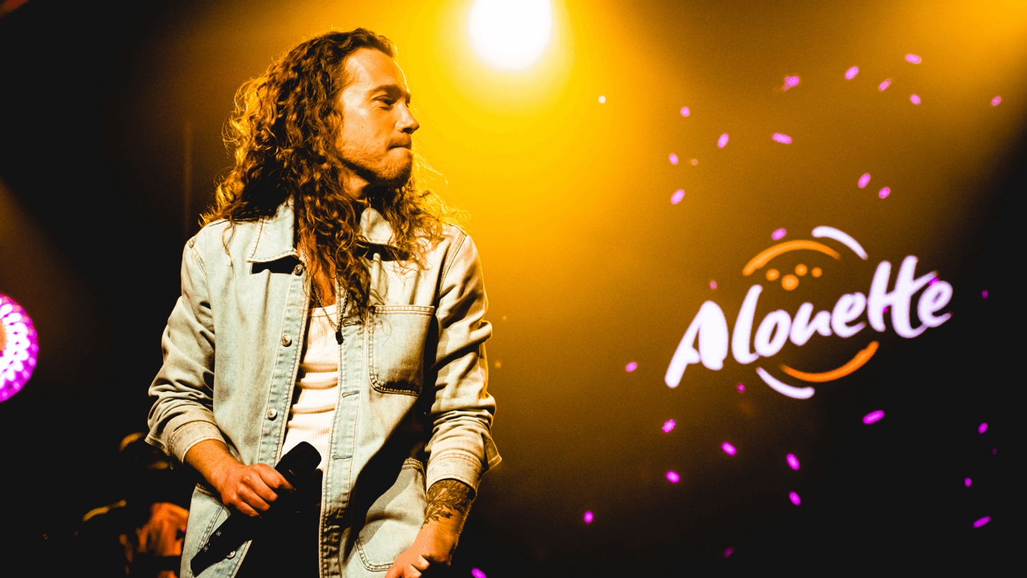 Julien Doré : réédition de son album "aimée"