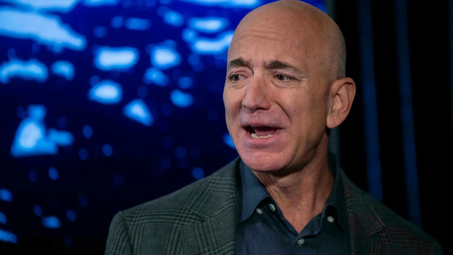 Jeff Bezos toucherait une vie de salaire moyen en 6 secondes 