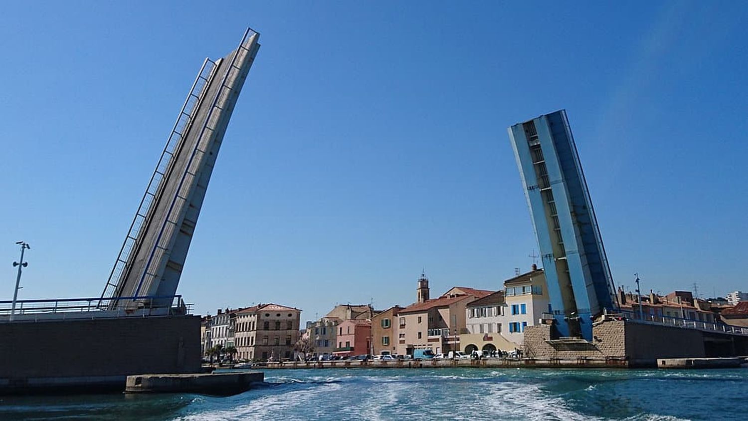 [ SOCIÉTÉ ]: Attention si vous avez l’habitude d’emprunter le pont du Levant à Martigues.