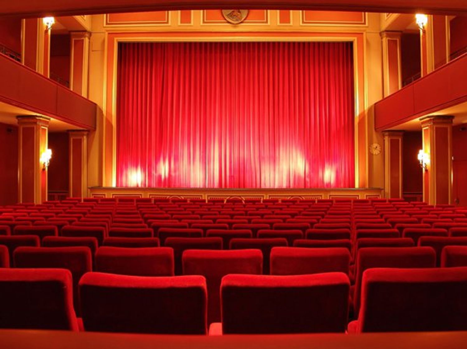 [ SOCIETE / CULTURE ]: La ville d’Arles présentait la programmation 2021/2022 pour ses théâtres