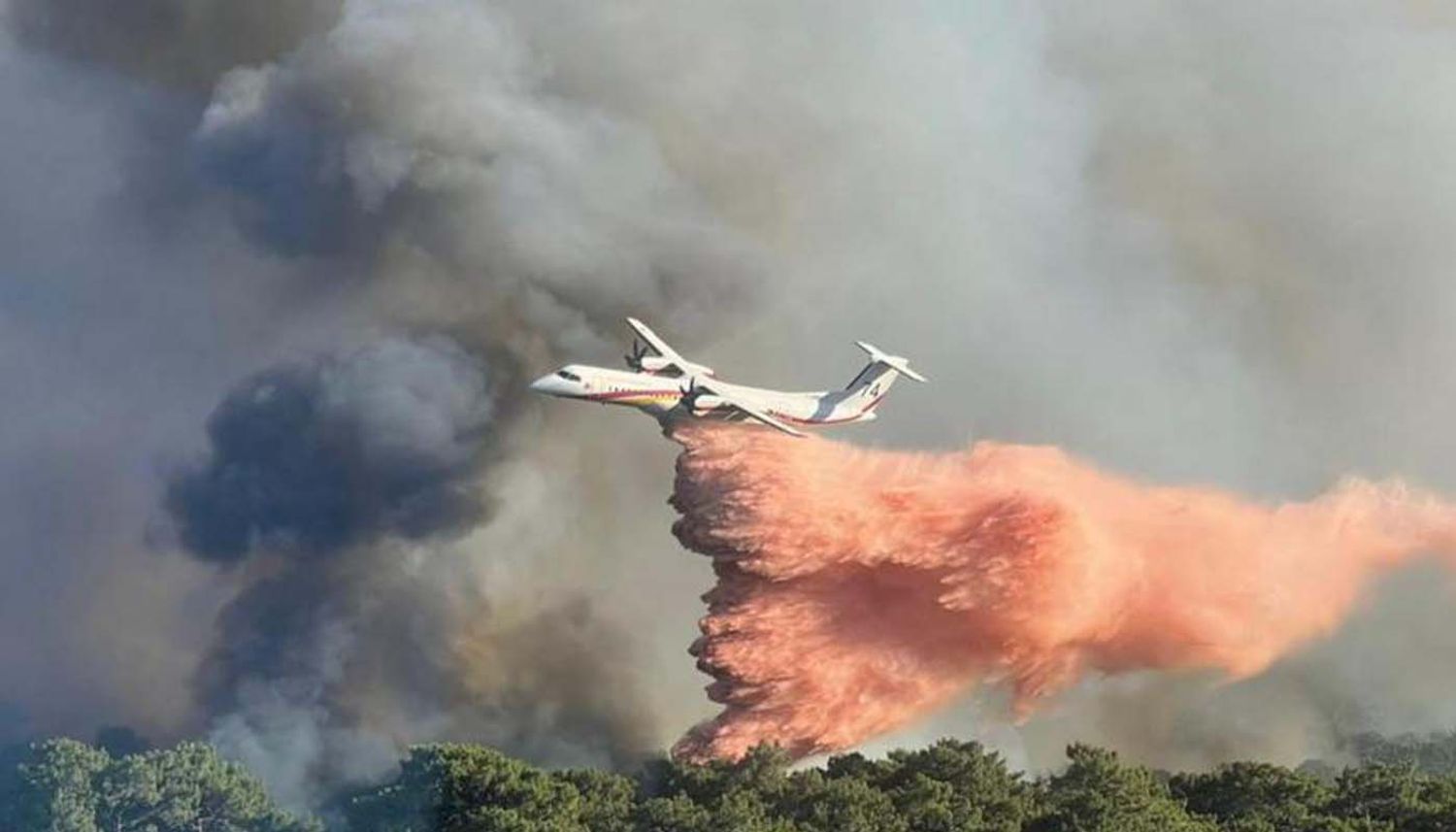 Avion incendie