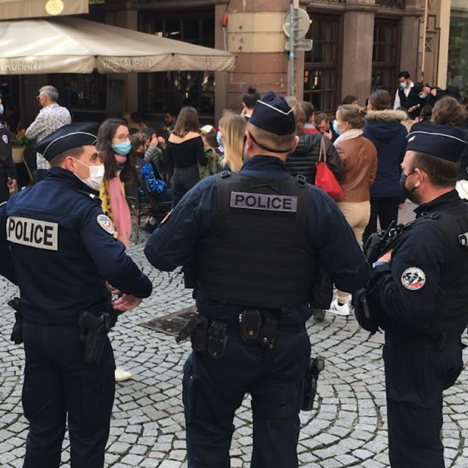 policiers rue Strasbourg 2021