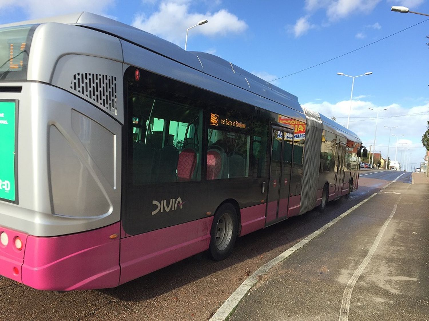 Deux lignes de bus seront légèrement déviées à partir de ce jeudi dans la métropole dijonnaise. 