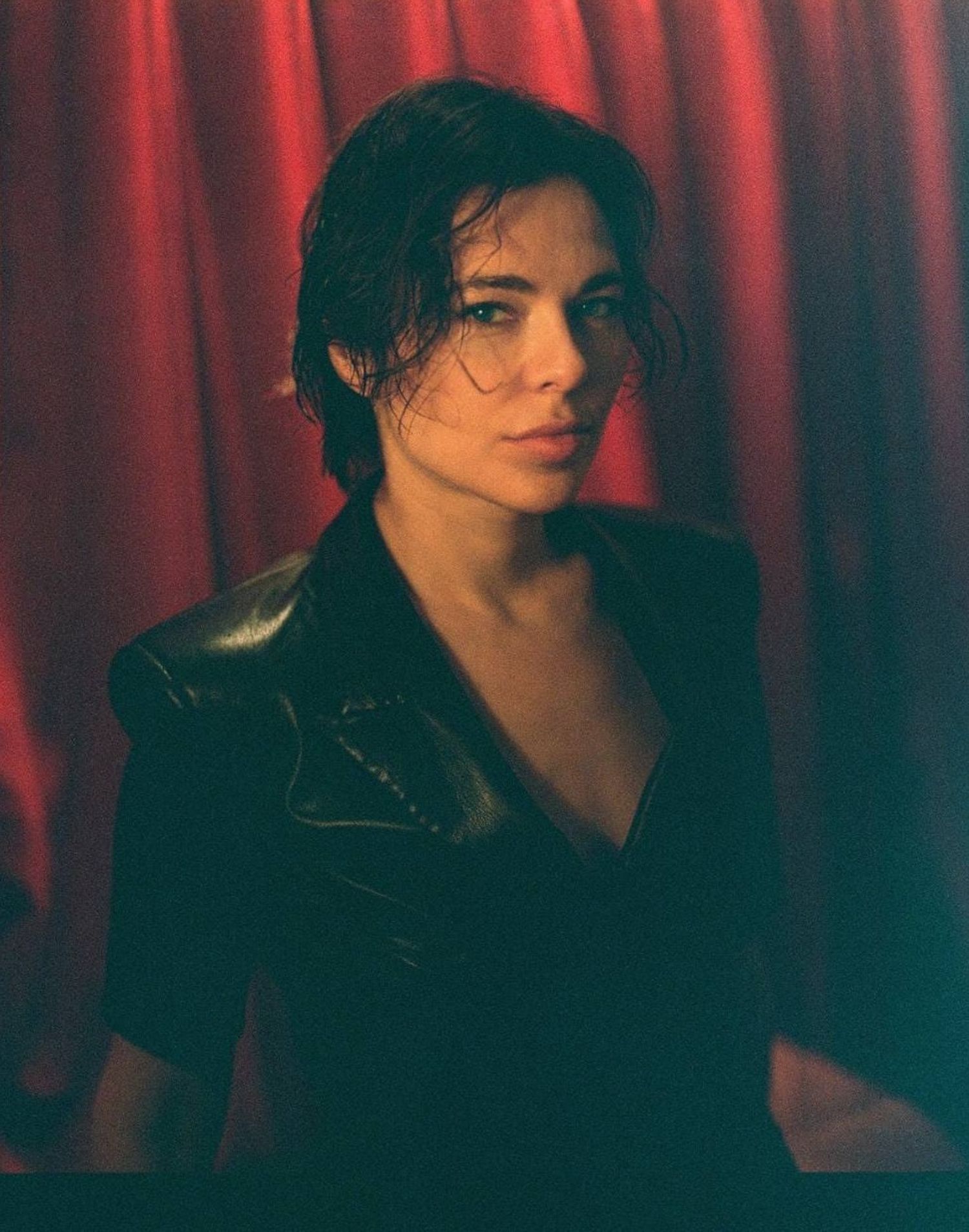 facebook.com/NinaKraviz