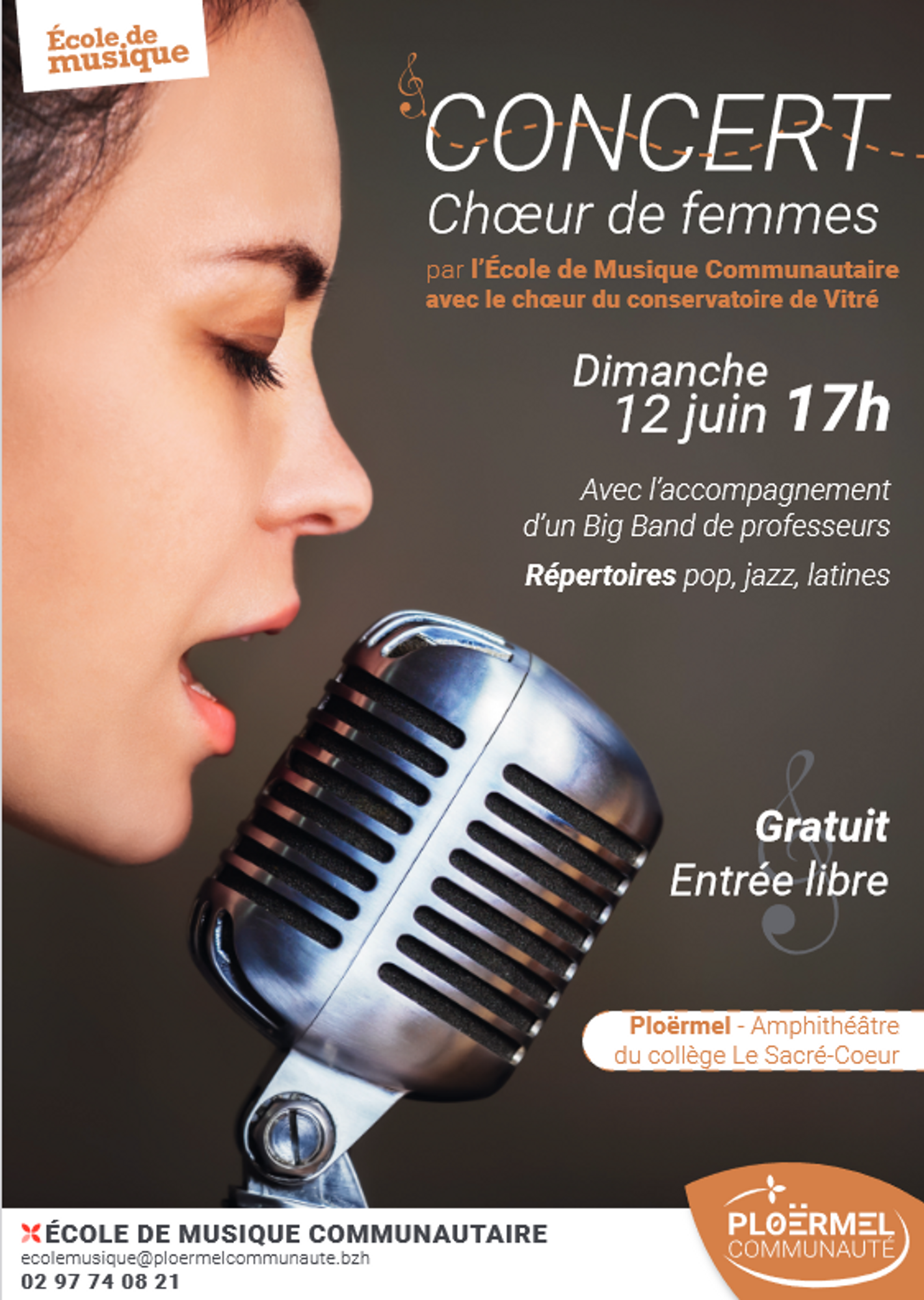 Les chœurs de femmes des écoles de musique de Ploërmel et Vitré terminent leur préparation.