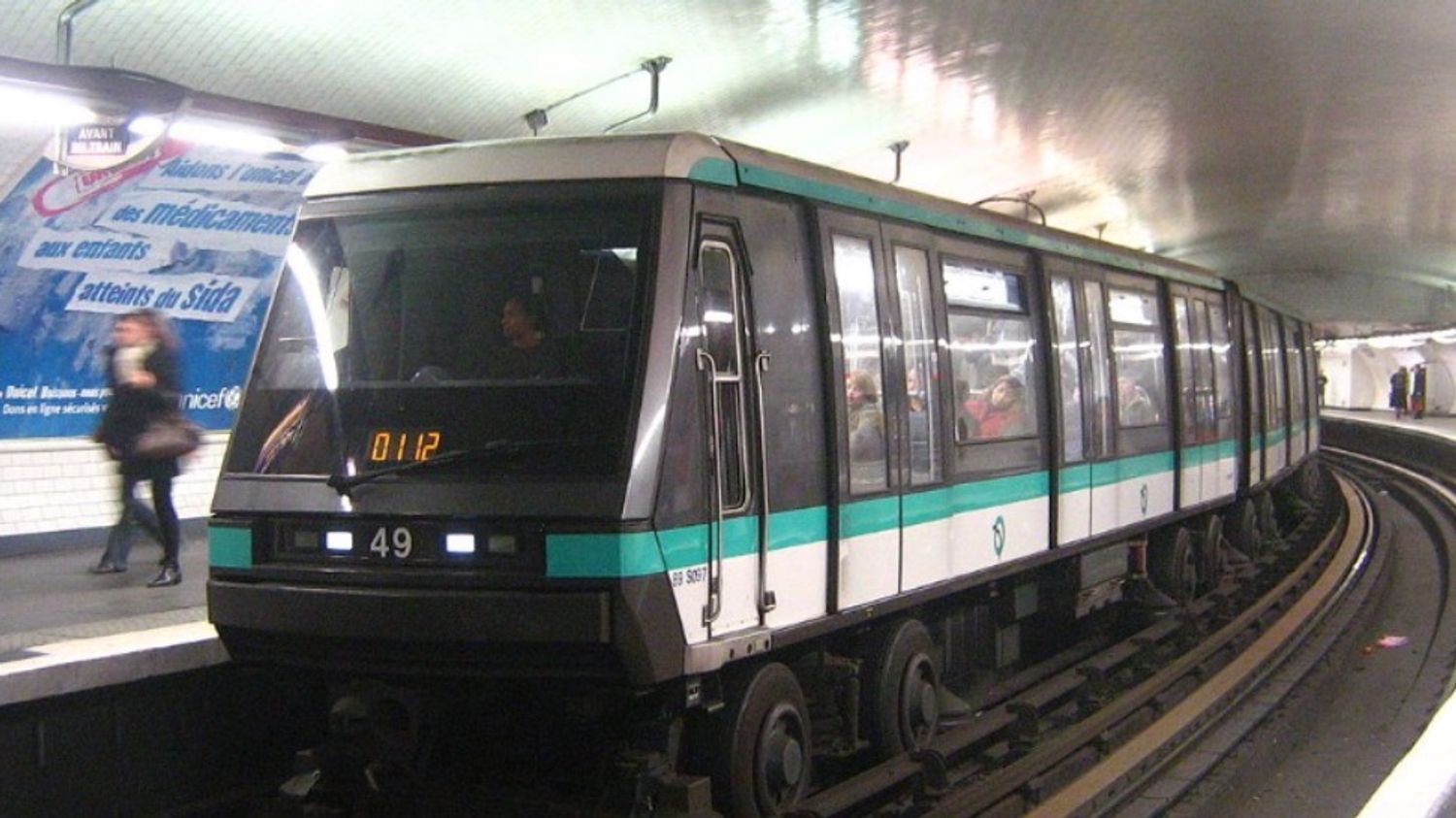 Quatre interpellations après le caillassage de la ligne 5 du métro