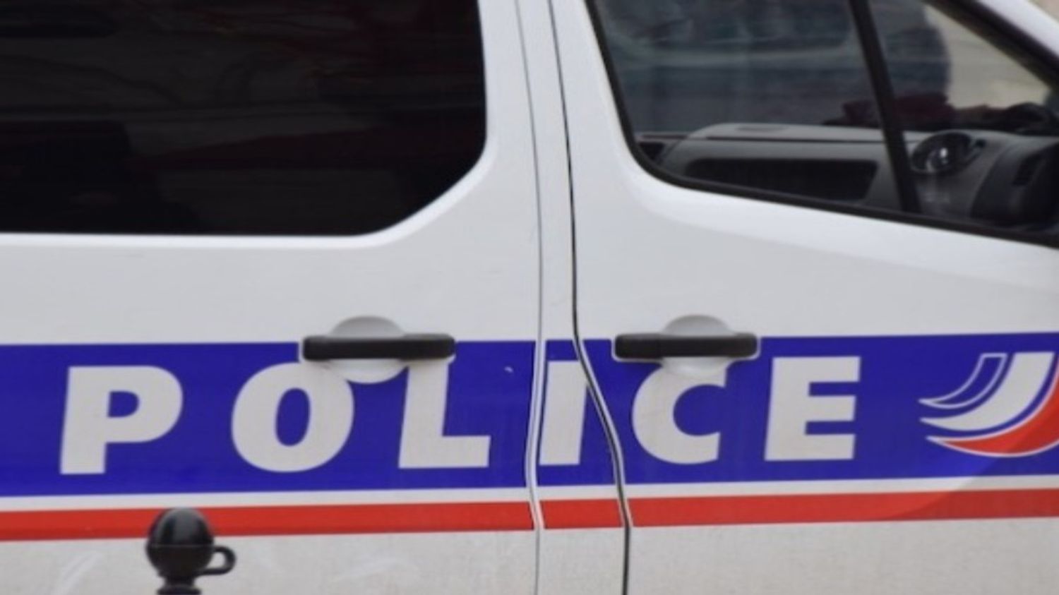 La victime est passée sous le châssis du camion.
