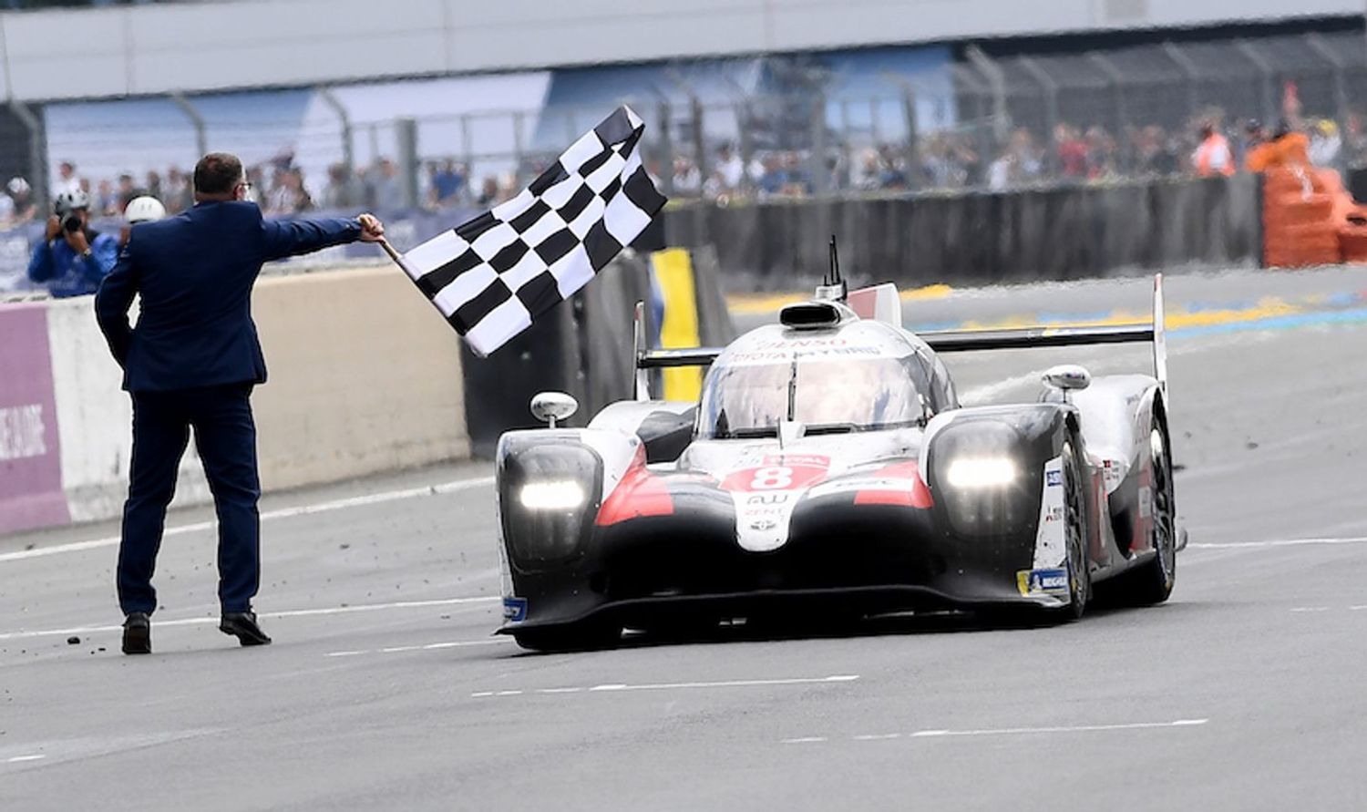Le départ des 24 Heures du Mans sera donné samedi à 16 heures.