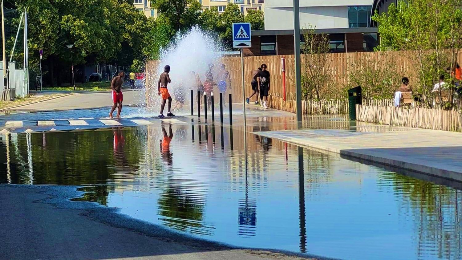 Canicule : surveillance renforcée des bouches à incendie en Île-de-France