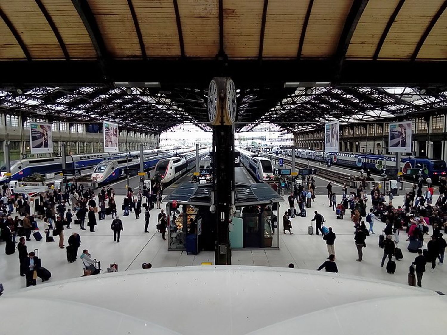 Gare de Lyon : un homme arrêté avec 58 kg de cocaïne dans sa valise
