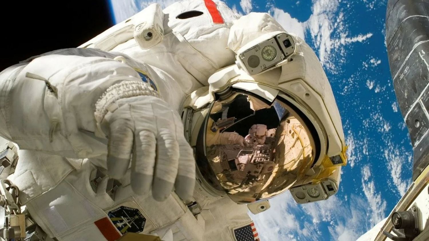 Participez à une dictée lue par Thomas Pesquet depuis l’espace