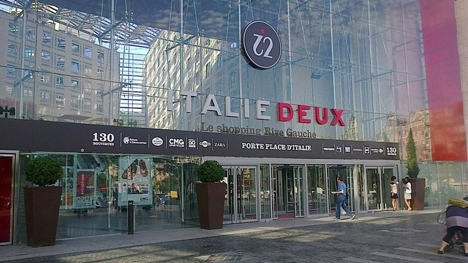 Pass sanitaire : la justice maintient la mesure dans les grands magasins parisiens