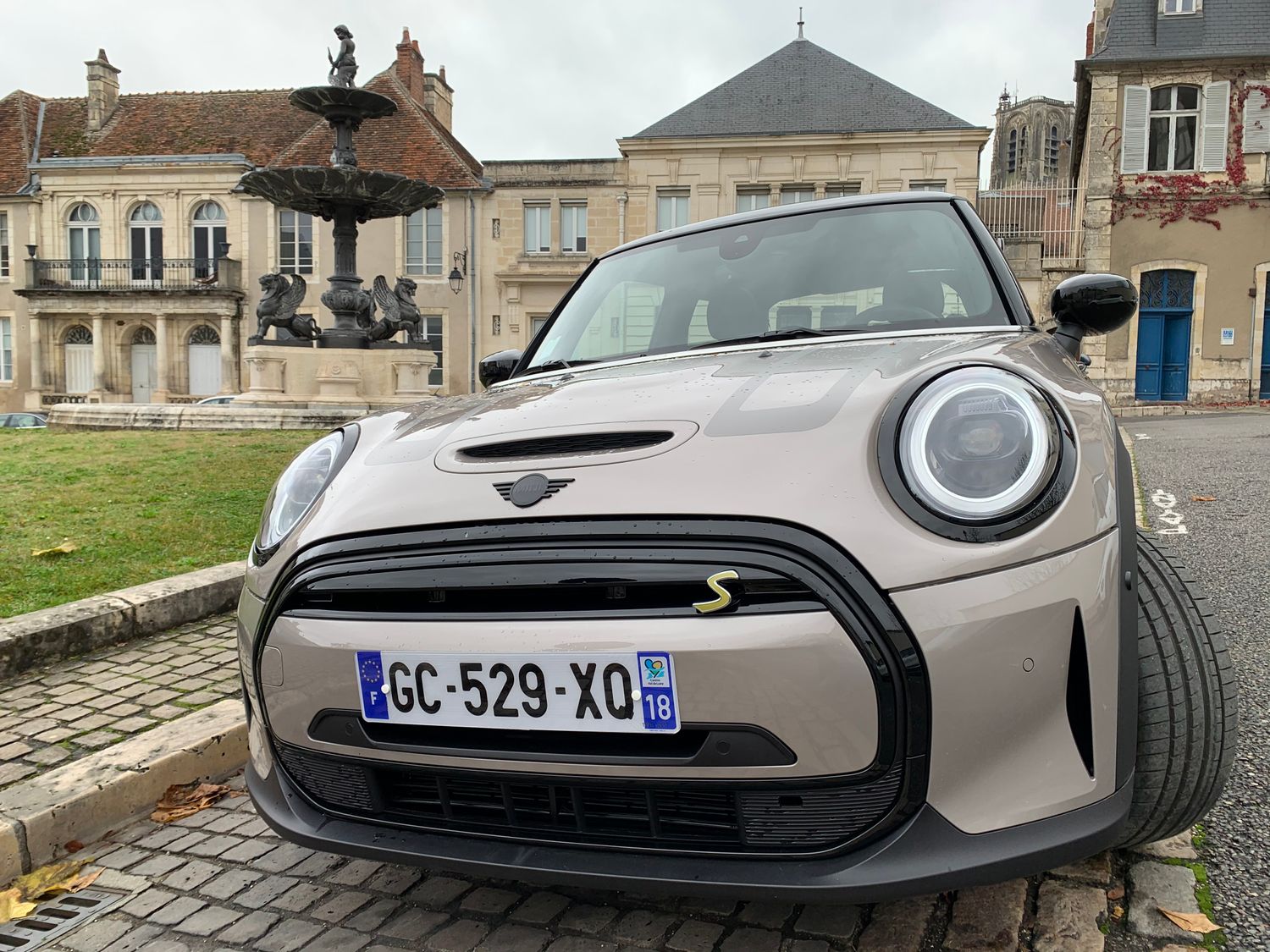 MINI ÉLECTRIQUE