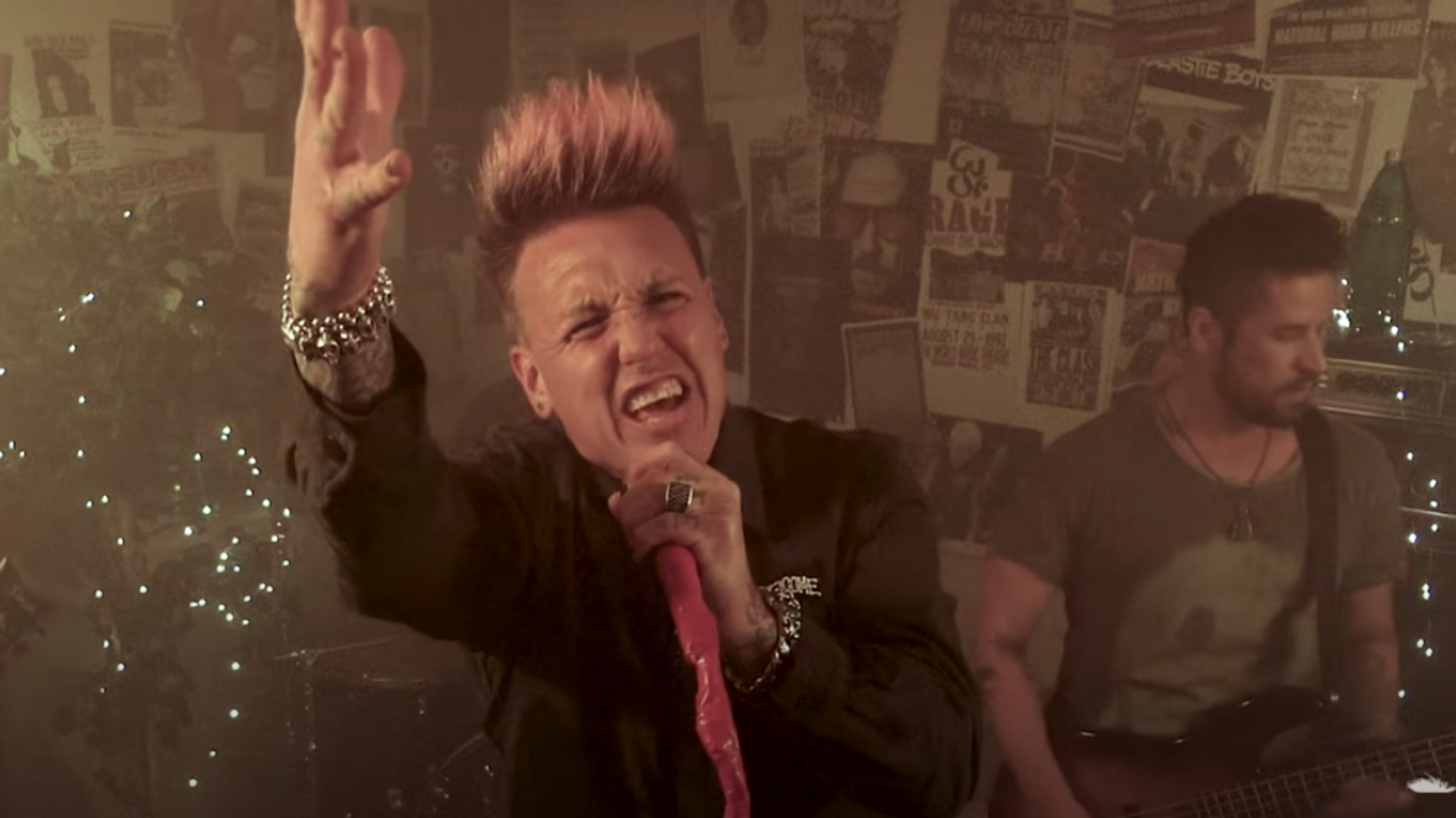 Papa Roach - Cut The Line